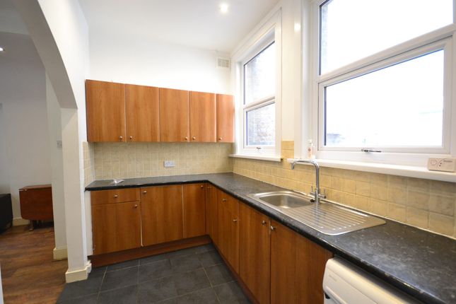 82a, Lewisham Way, New Cross photo 5