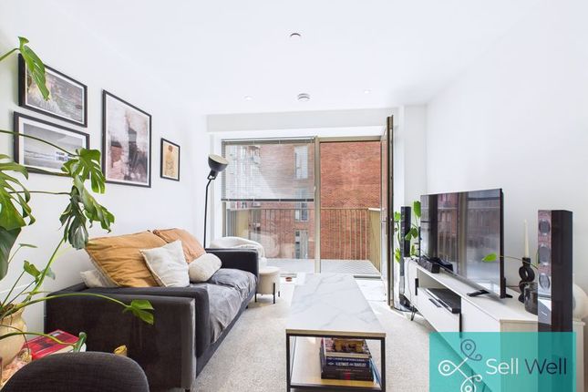 Block B, Apartment 211, Local Crescent Hulme Street, Salford photo 4