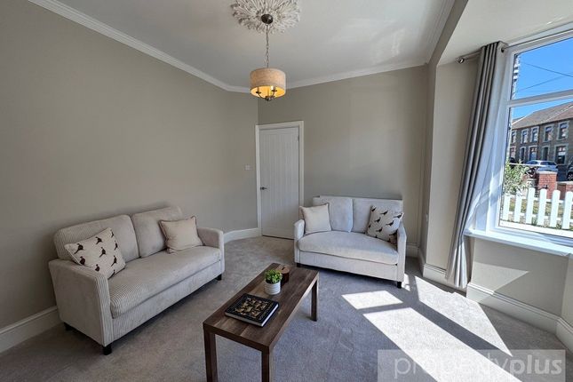 28, Aldergrove Road, Rhondda Cynon Taff photo 4