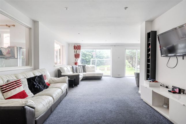 3, Rupert Avenue, High Wycombe photo 2