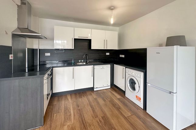 Flat 1,Disraeli House,10,, Ford Street, Buckinghamshire photo 4