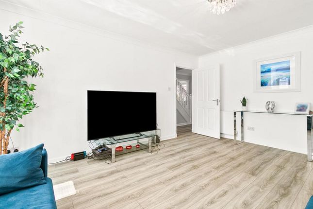 14, Parkmeadow Avenue, Glasgow photo 3