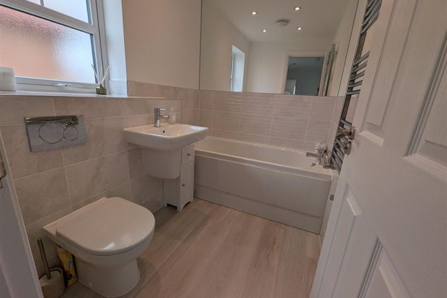 3, Killhope Crescent, Darlington photo 2