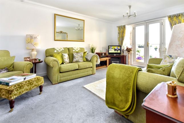33, Pacific Heights South, Golden Gate Way, Eastbourne photo 5