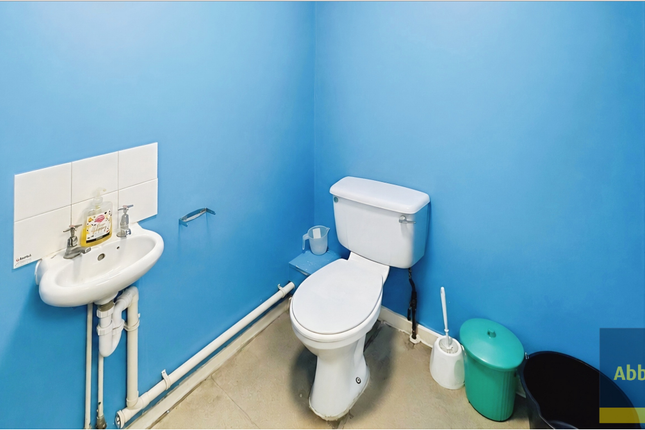 Room 10, Ipswich photo 5