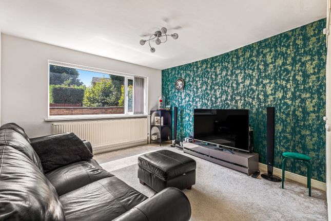 15, Keightley Walk, Leicester photo 2