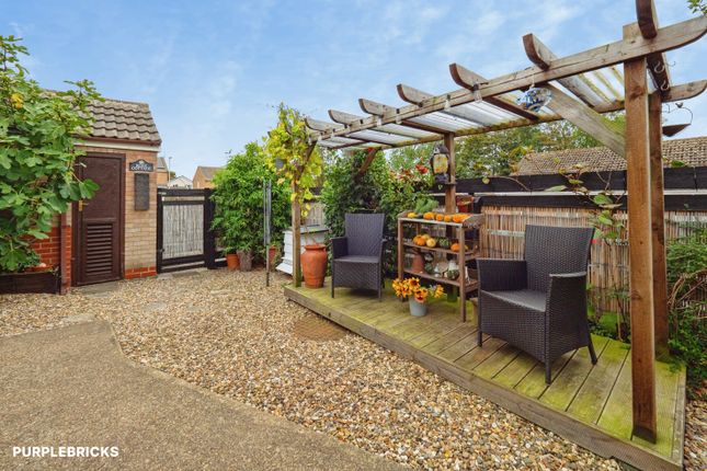 2, Balmoral Close, Bridlington photo 4
