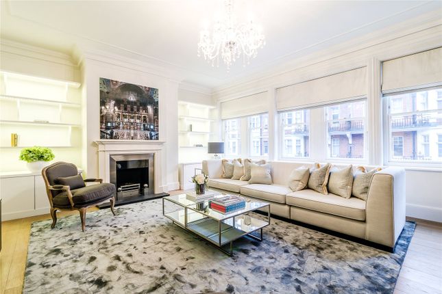 Bedroom flats and apartments to rent in Mayfair Zoopla