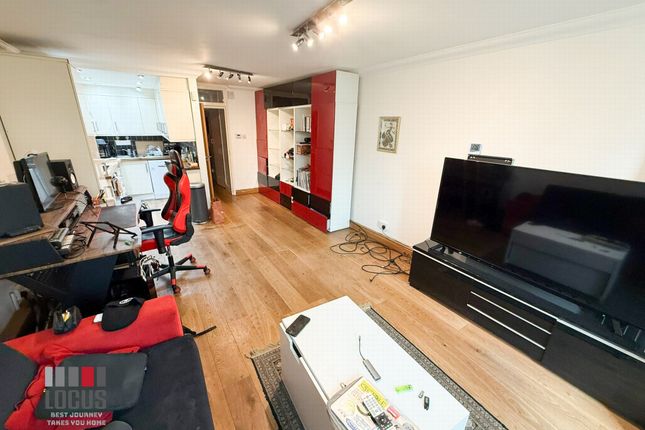 43 Leabank View, Grovelands Road, London photo 2