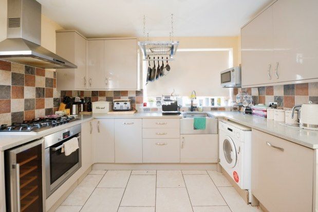 Property to rent in Hillrise Road, Romford