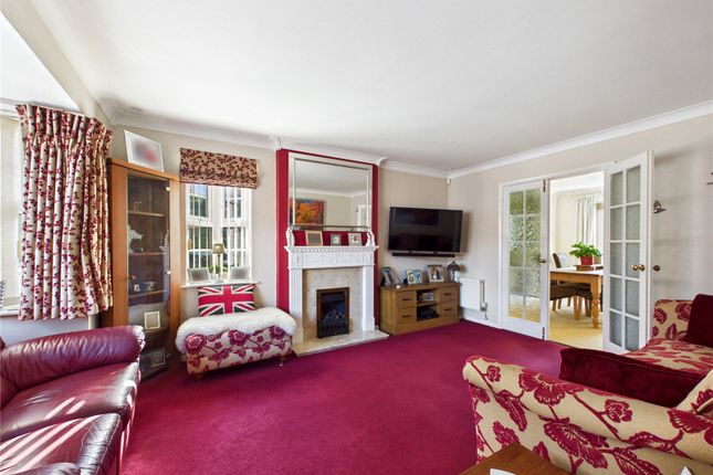 Foxglove Crescent, Ipswich photo 2