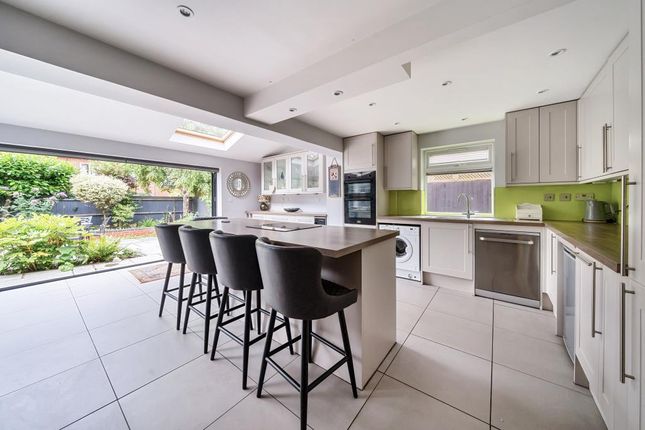 Semi-detached house for sale in Thame, Oxfordshire
