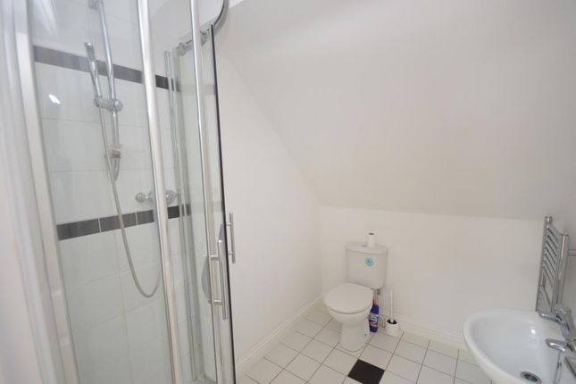 Flat 1, 8 South Street, Lymington photo 4