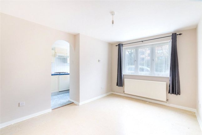 Thumbnail Flat to rent in Glenville Grove, New Cross