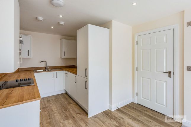 4, Meadow House Drive, COVENTRY photo 3