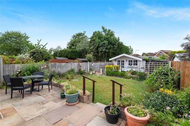 41, Woodford Crescent, Middlesex photo 4