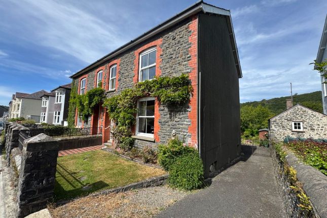 Glyndwr, Lampeter Road, Aberaeron photo 2