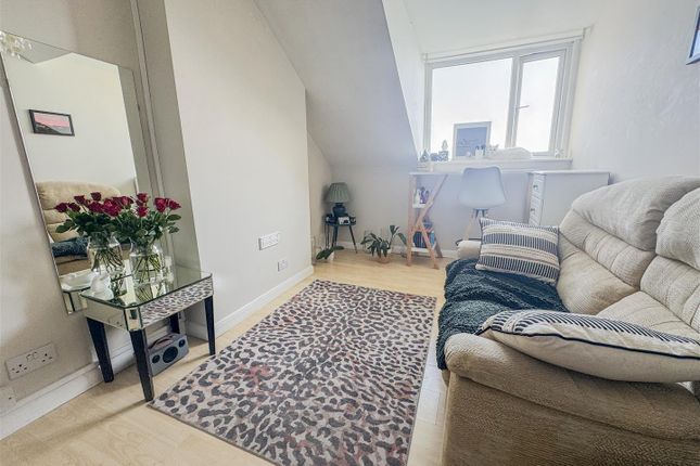 2nd Floor Flat, 47, West Hill Road, St Leonards-On-Sea photo 3