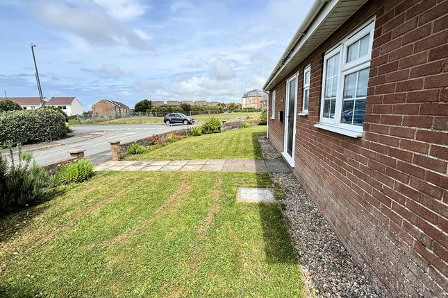 7 Faenol Isaf , Tywyn  photo 4