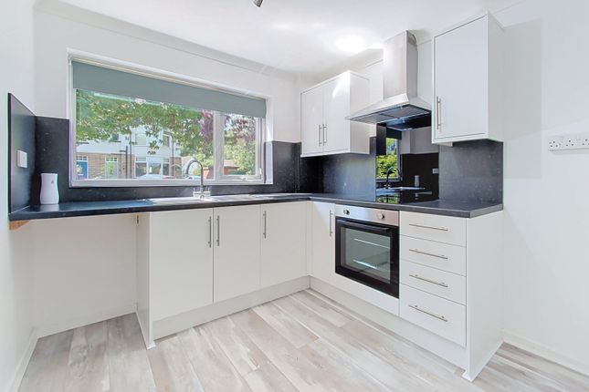 3, DAISY ROAD, BRIGHOUSE photo 4