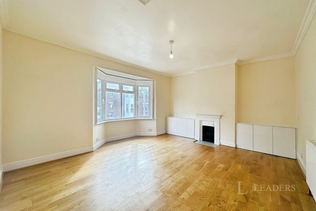 303, High Town Road, Bedfordshire photo 3