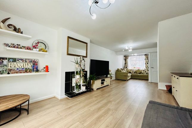 7, Bakewell Close, DERBY photo 4