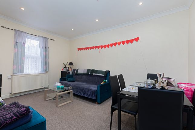 6, Aberdeen Place, Scarborough photo 2