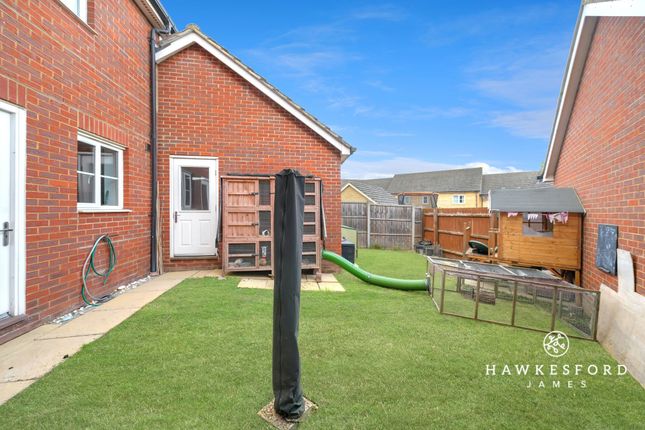 11 Manisty Court, Sittingbourne photo 4