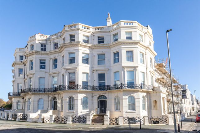 Flat for sale in St. Aubyns, Hove