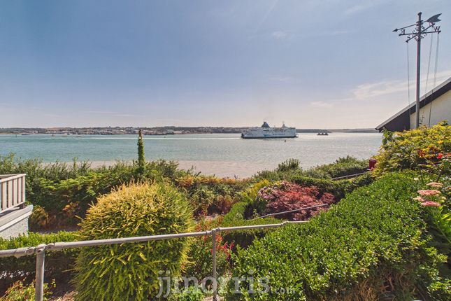63a Church Road, Milford Haven photo 3