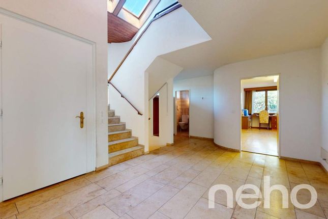 Villa for sale in Watt, Kanton Zürich, Switzerland