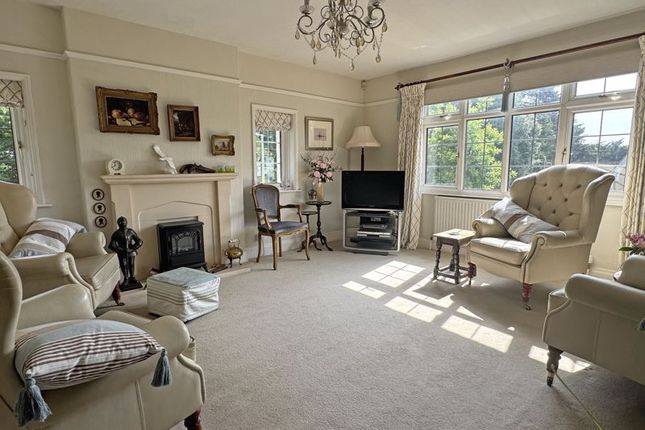 Flat 2, Merrion, Knowle Drive, Sidmouth photo 3