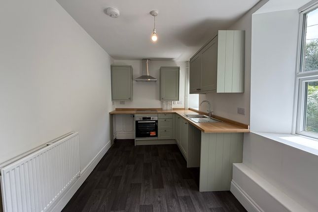8, Swansea Road, Pontardawe photo 3