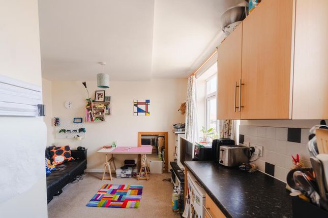 Flat 1 21, Wallscourt Road, Bristol photo 4