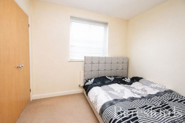 21, Tucker Drive, Witham photo 5