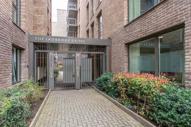 Flat for sale in West Row, North Kensington, London
