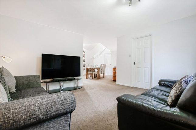 25, Blackwood, East Kilbride photo 3