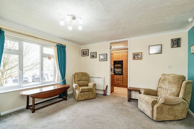 10, Parkside Court, Diss photo 2