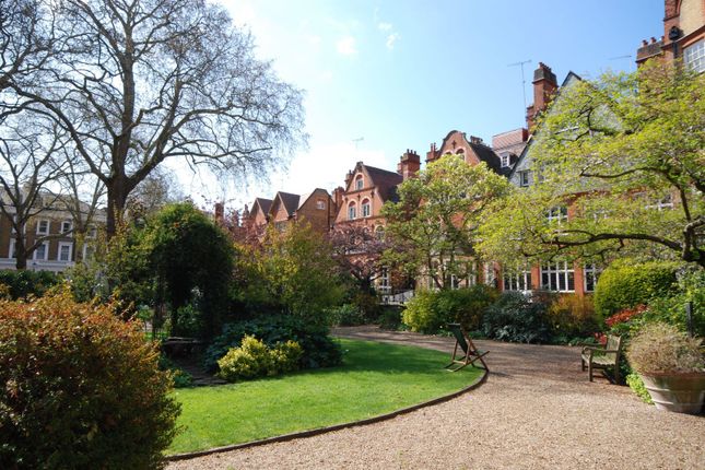 Collingham Gardens, South Kensington photo 4