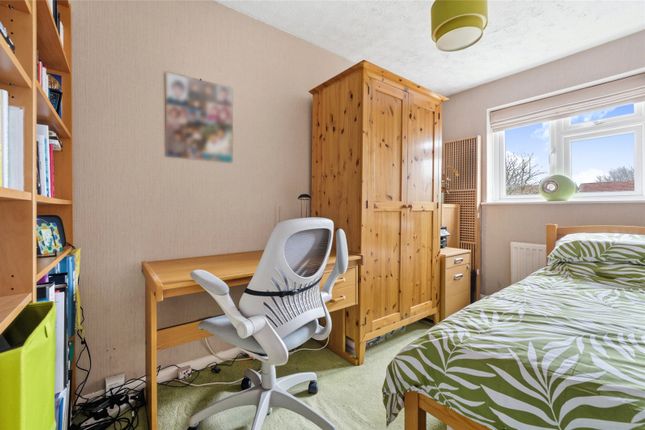44, Furtherfield, Hertfordshire photo 5