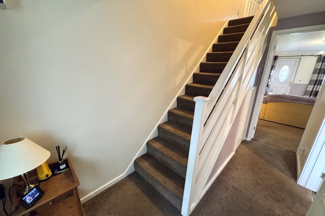 8, Hamilton Court, Durham photo 3