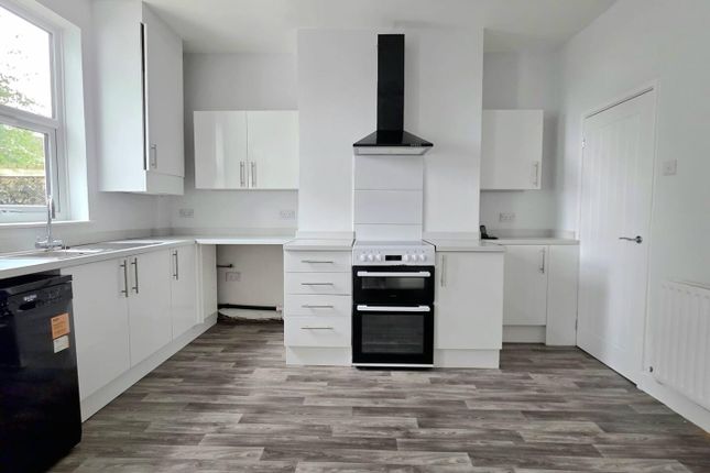 8, Pontefract Terrace, Pontefract photo 4