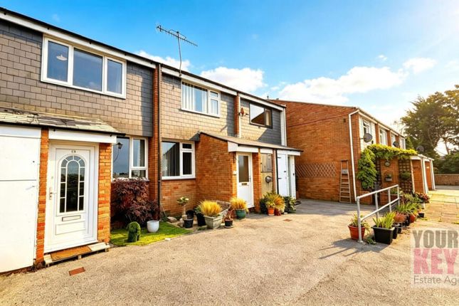15, Sir John Moore Avenue, Hythe photo 2