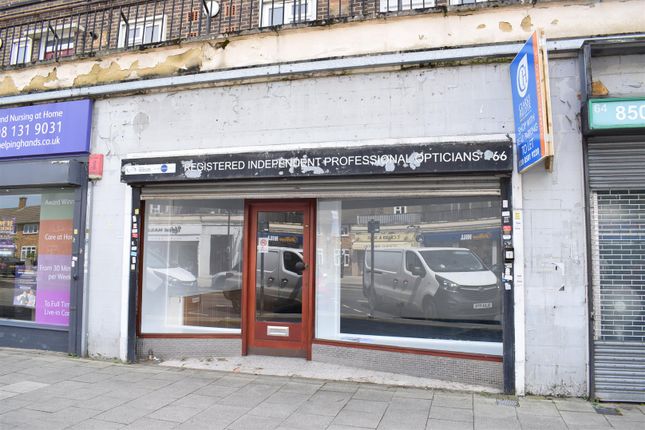 Retail premises to let in The Broadway, Loughton
