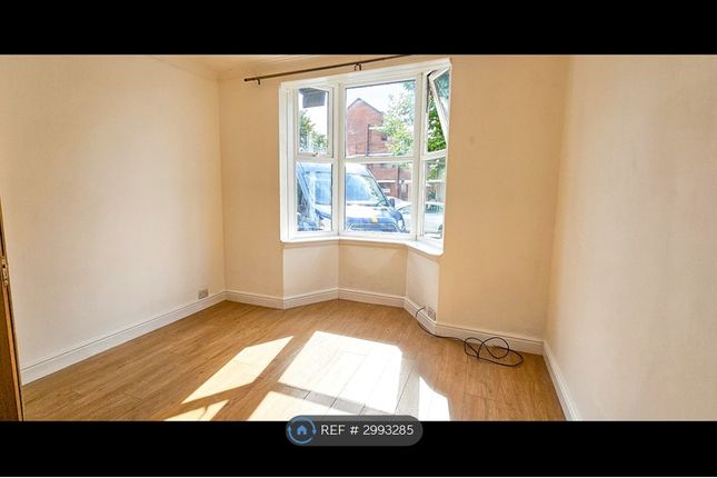 Goodmayes Lane, Ilford photo 3