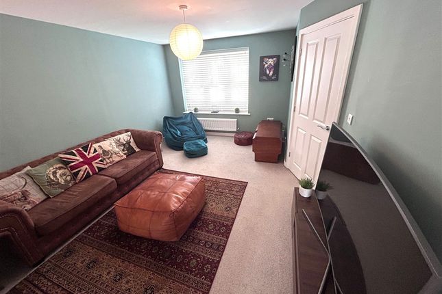 Perrymede Road Allington, Maidstone photo 2