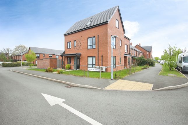 1, Renshaw Drive, Leamington Spa photo 2