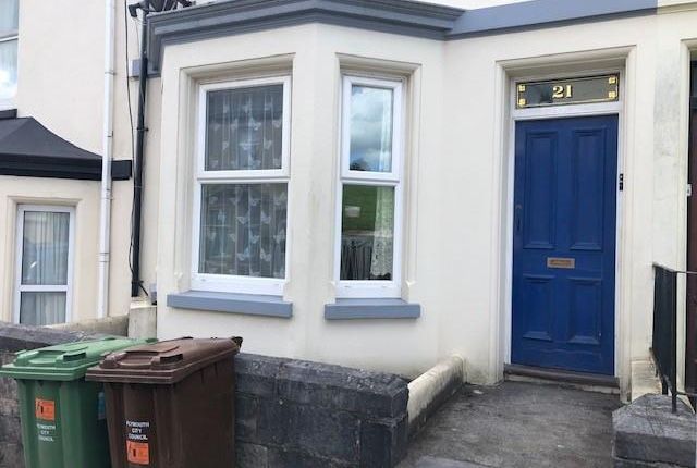 Thumbnail Flat to rent in Holdsworth Street, Plymouth