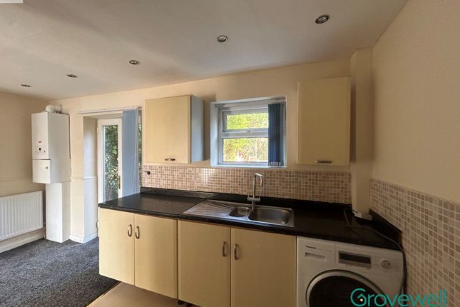 11 Tree Avenue, Manchester photo 5