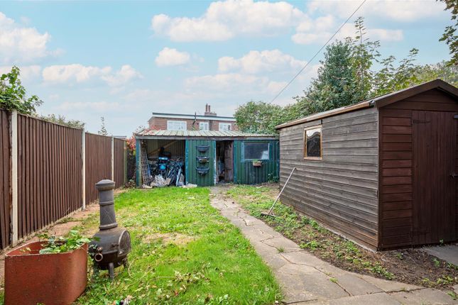 St Edmund Close, Gorleston photo 2